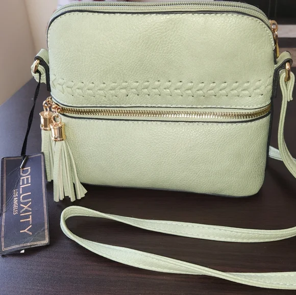 Deluxity Los Angeles, Vegan Green Purse, New - Picture 2 of 11